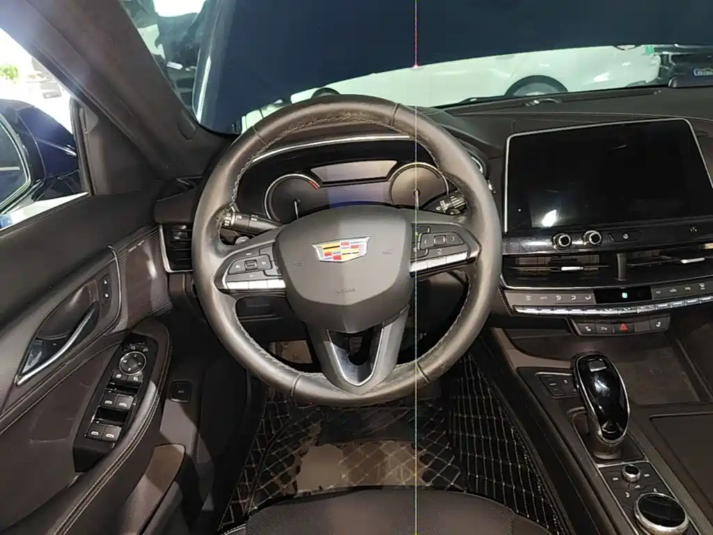Cadillac CT5 2021 — фото 11