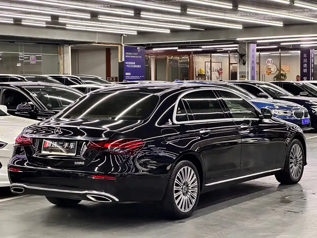 Mercedes-Benz E-Class 2022 — фото 7