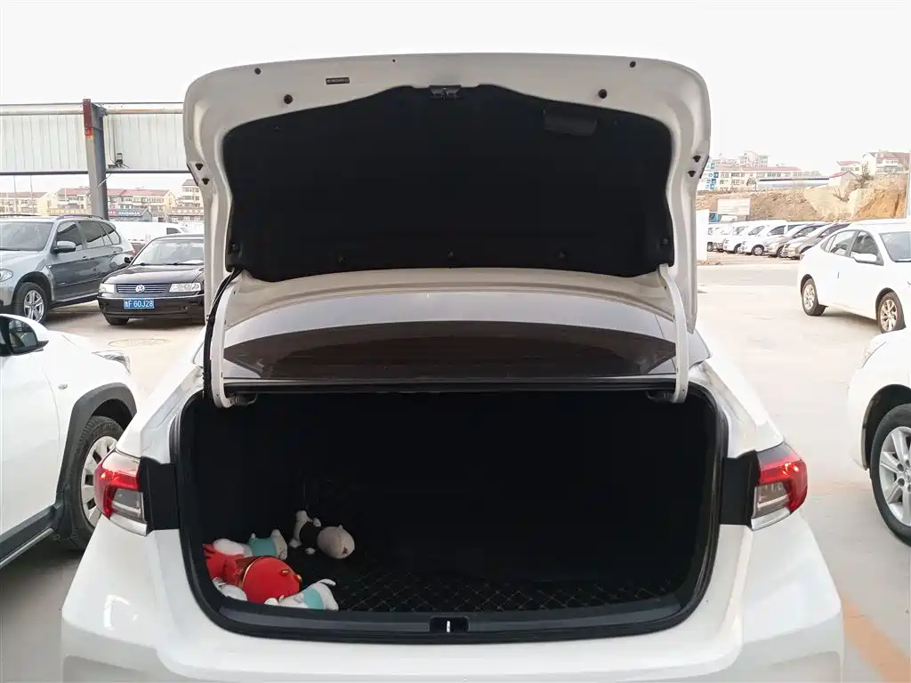 Toyota Corolla 2019 — фото 15