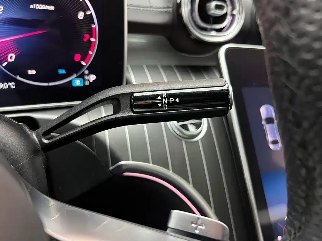 Mercedes-Benz C-Class 2023 — фото 22