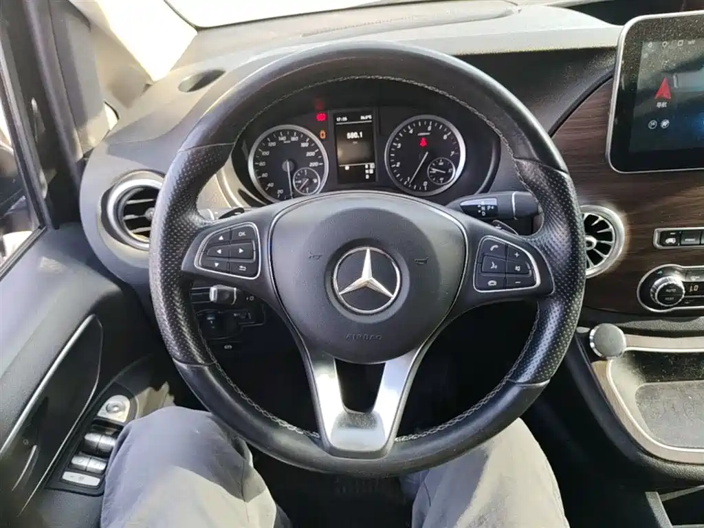 Mercedes-Benz Vito 2020 — фото 11