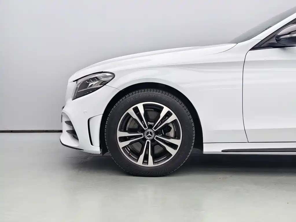 Mercedes-Benz C-Class 2019 — фото 13