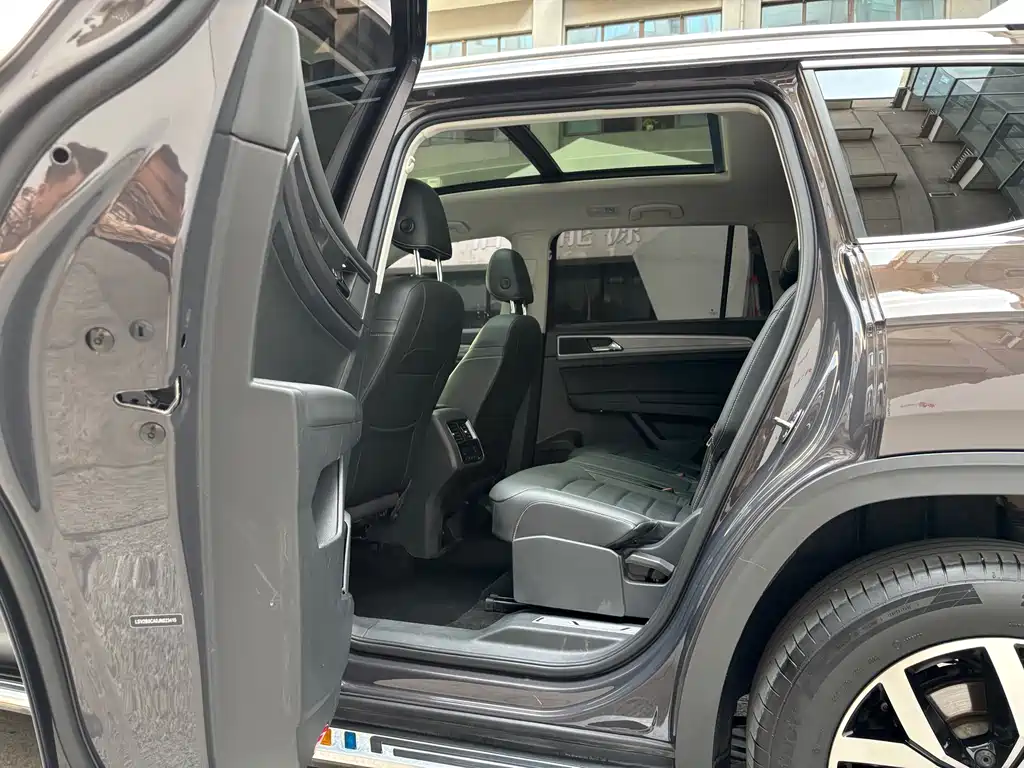 Volkswagen Teramont 2018 — фото 10