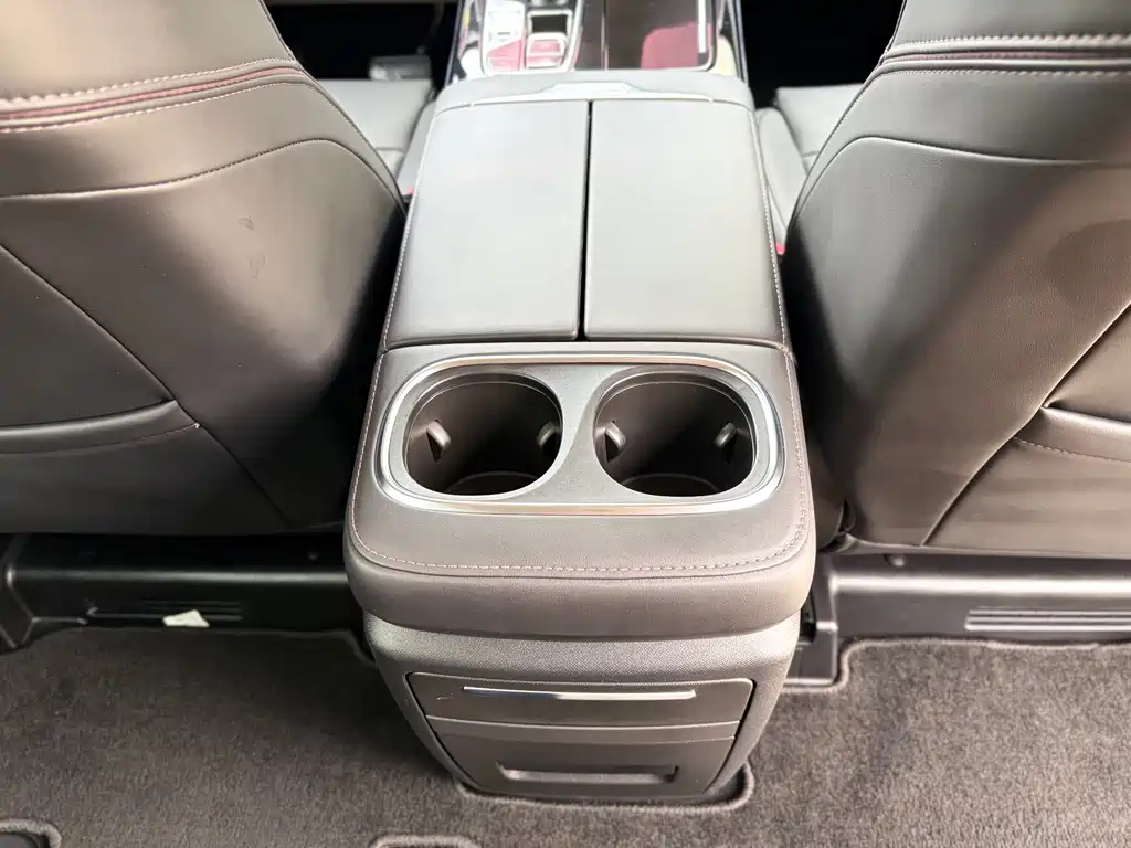 GAC Trumpchi M8 2023 — фото 16