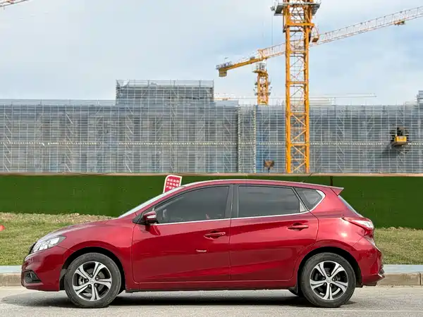 Nissan Tiida 2019
