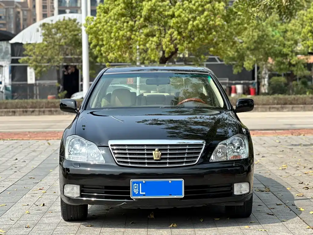 Toyota Crown 2008 — фото 2