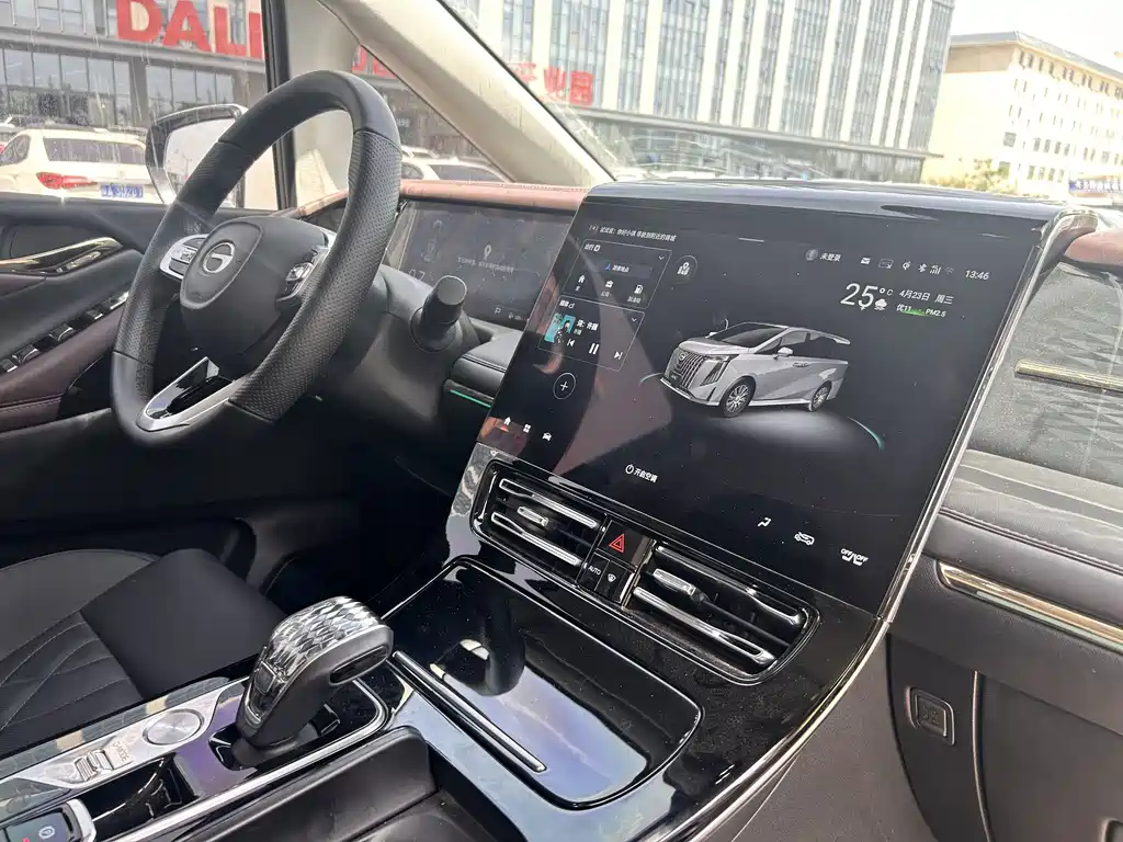 GAC Motor Trumpchi M8 2023 — фото 7
