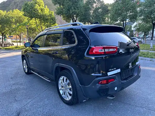 Jeep Cherokee 2014