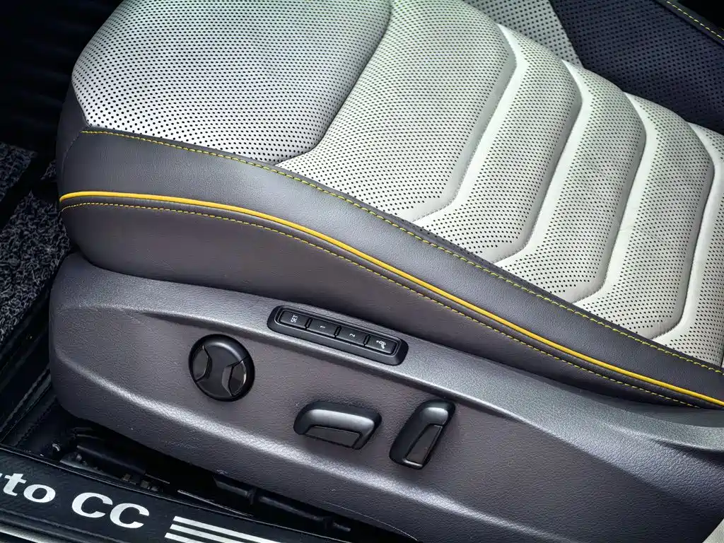Volkswagen CC 2018 — фото 21