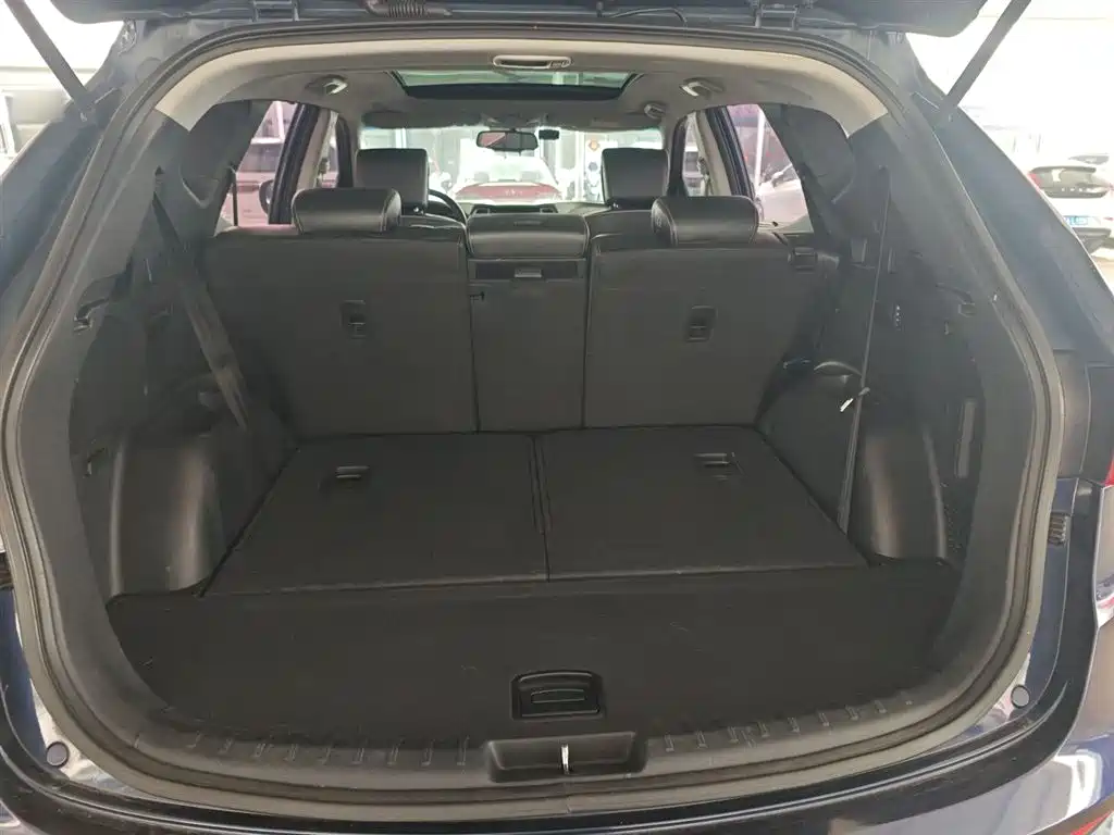 Hyundai Santa Fe 2018 — фото 15