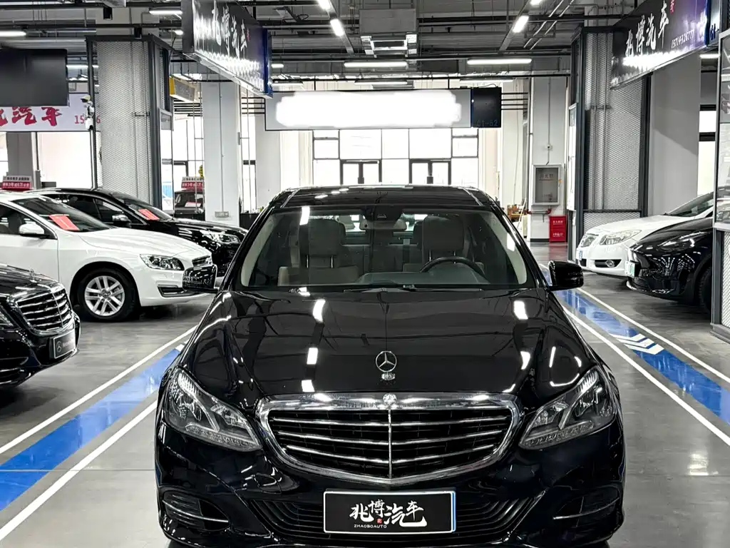 Mercedes-Benz E-Class 2010 — фото 2