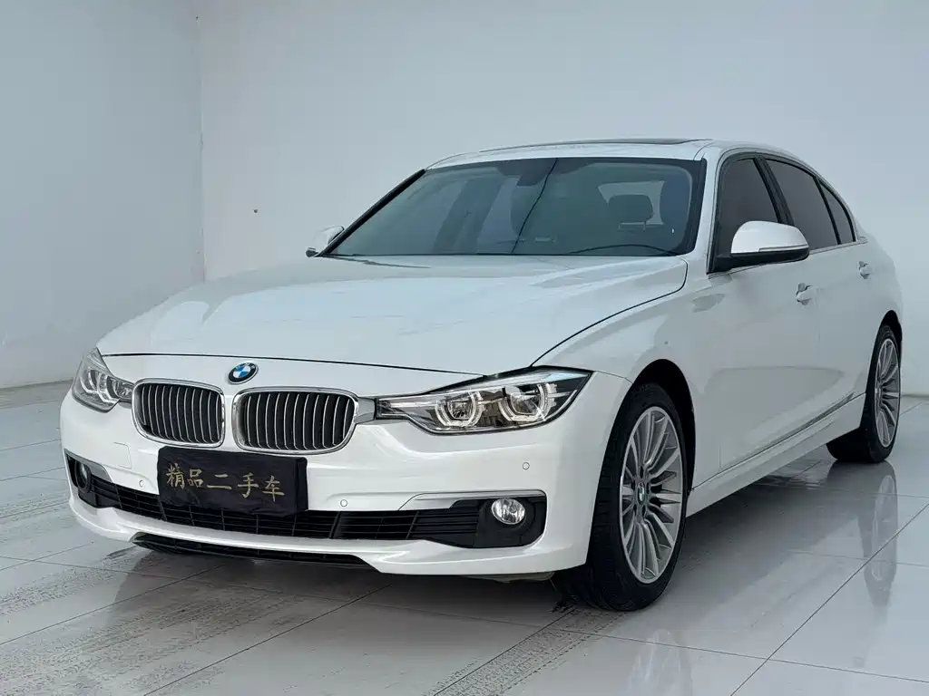 BMW 3 Series 2019 — фото 1