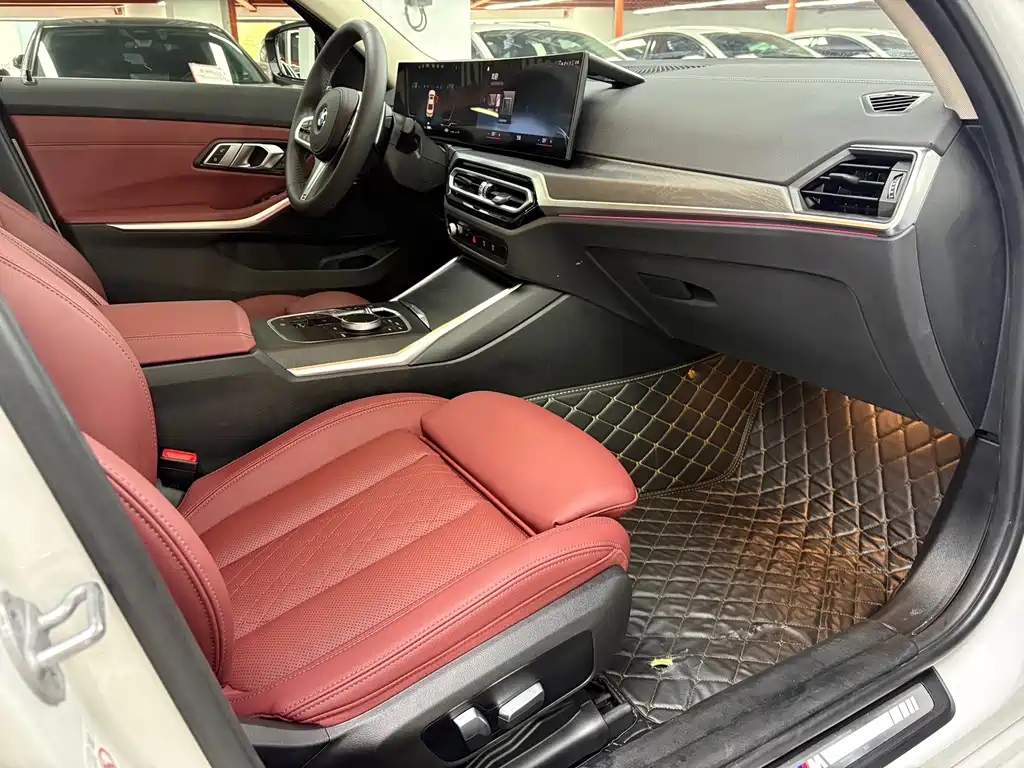 BMW 3 Series 2023 — фото 13