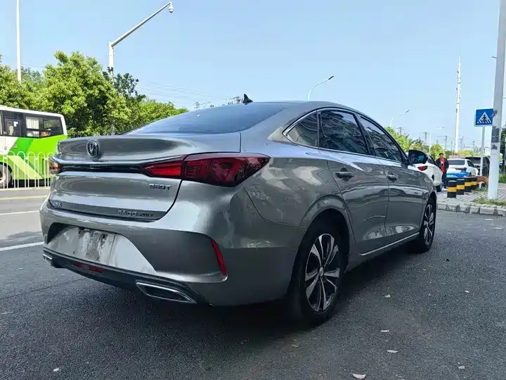 Changan Eado 2021 — фото 15