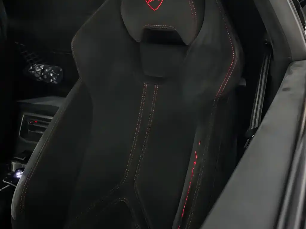 Lamborghini Huracán 2019 — фото 11