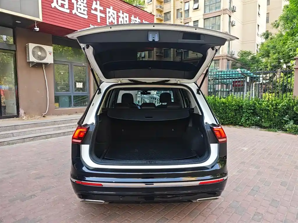 Volkswagen Tiguan L New Energy 2021 — фото 19
