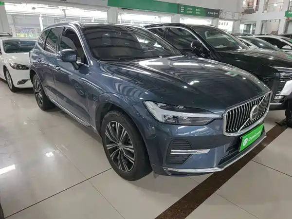 Volvo XC60 2022