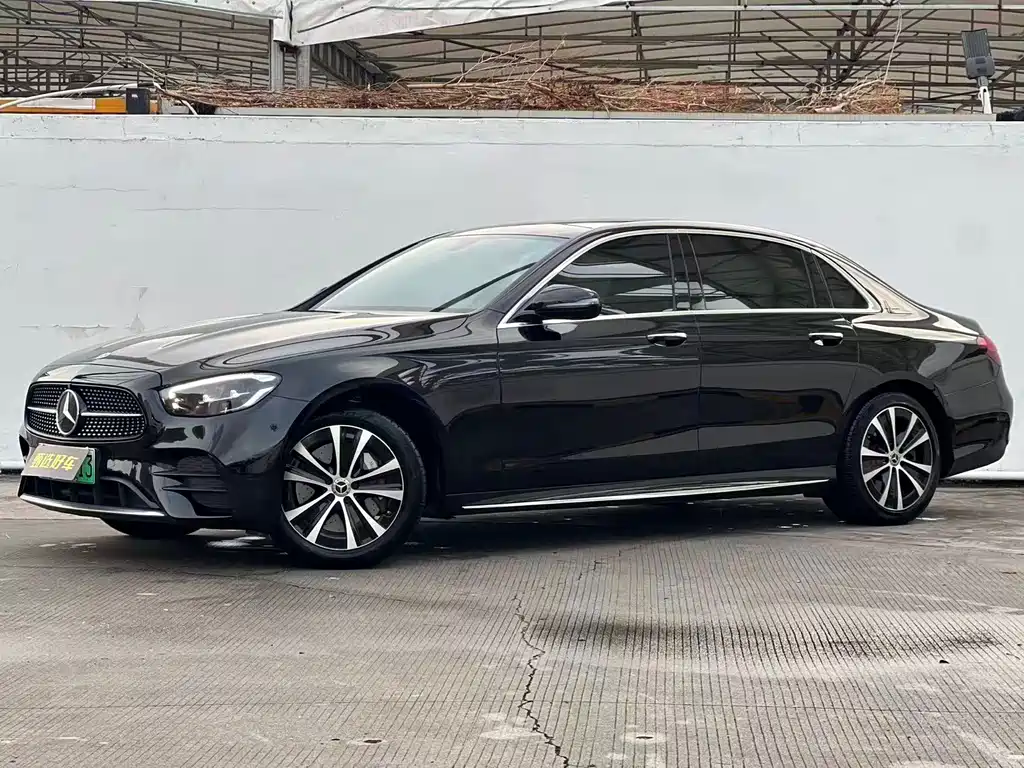 Mercedes-Benz E-Class New Energy 2022 — фото 1