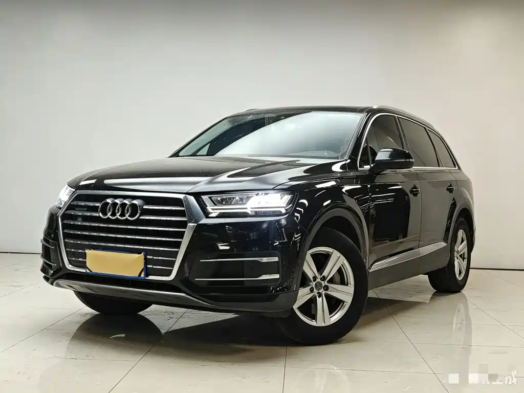 Audi Q7 2016 — фото 1