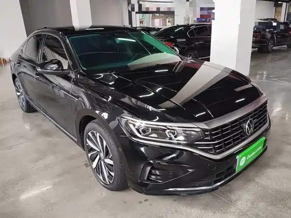 Volkswagen Passat 2021