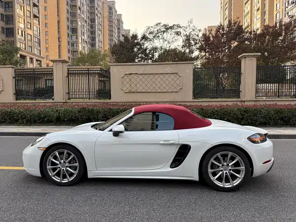 Porsche 718 2022