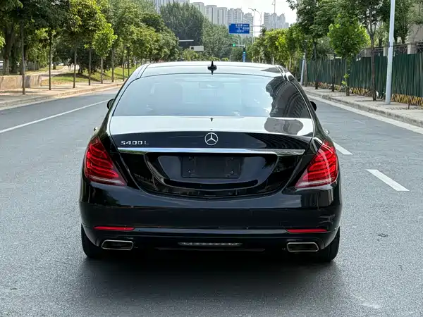Mercedes-Benz S-Class 2016