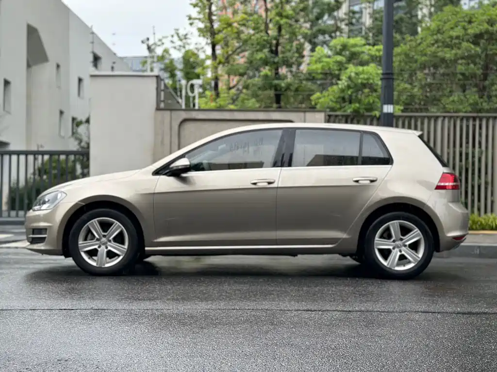 Volkswagen Golf 2016