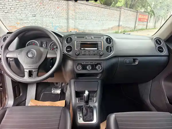 Volkswagen Tiguan 2015