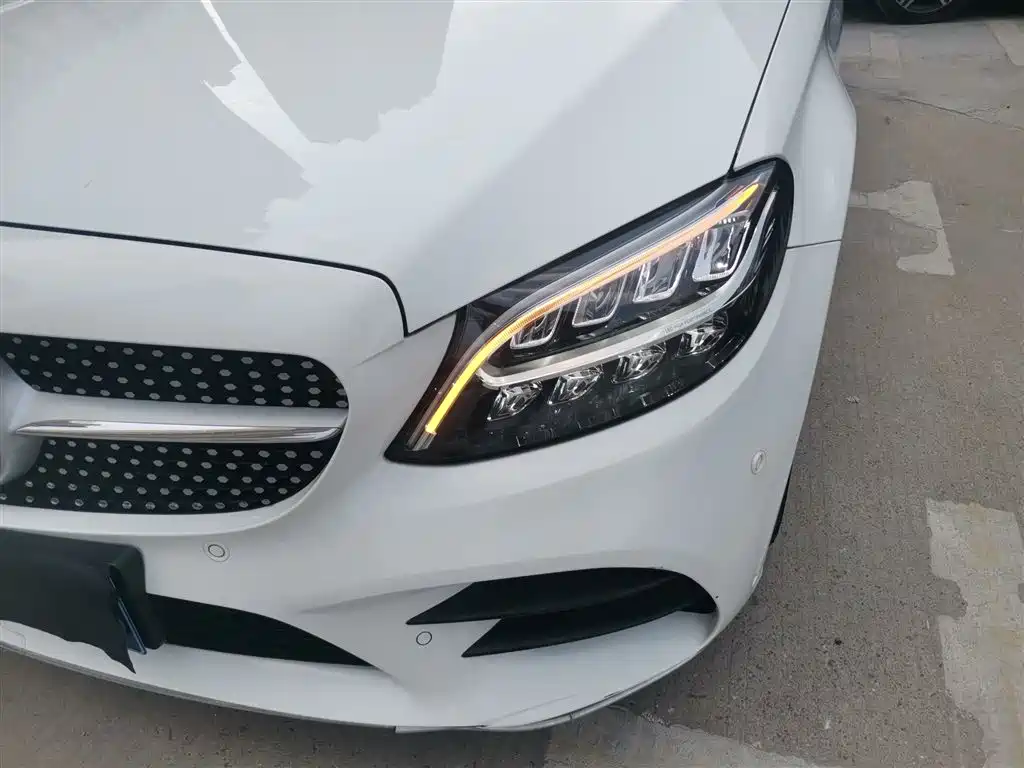 Mercedes-Benz C-Class 2020 — фото 15