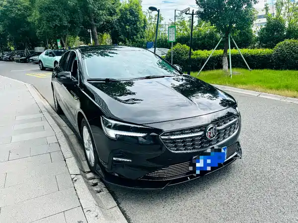 Buick Regal 2023