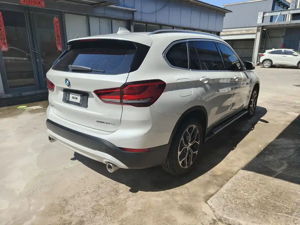 BMW X1 2021 — фото 11