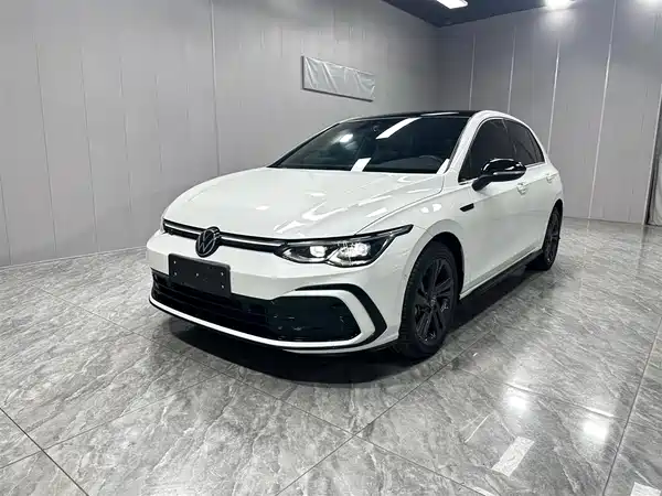 Volkswagen Golf 2023