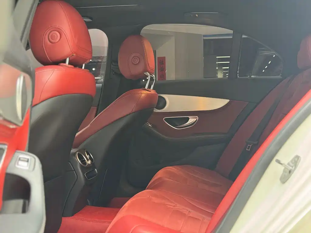 Mercedes-Benz C-Class 2019
