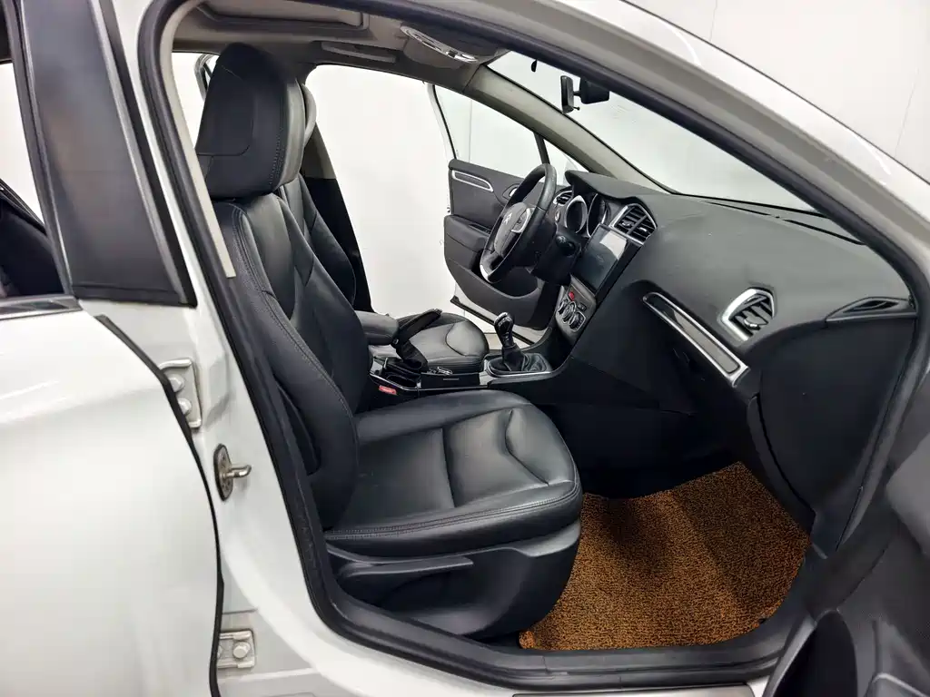 Citroen C4L 2013 — фото 14