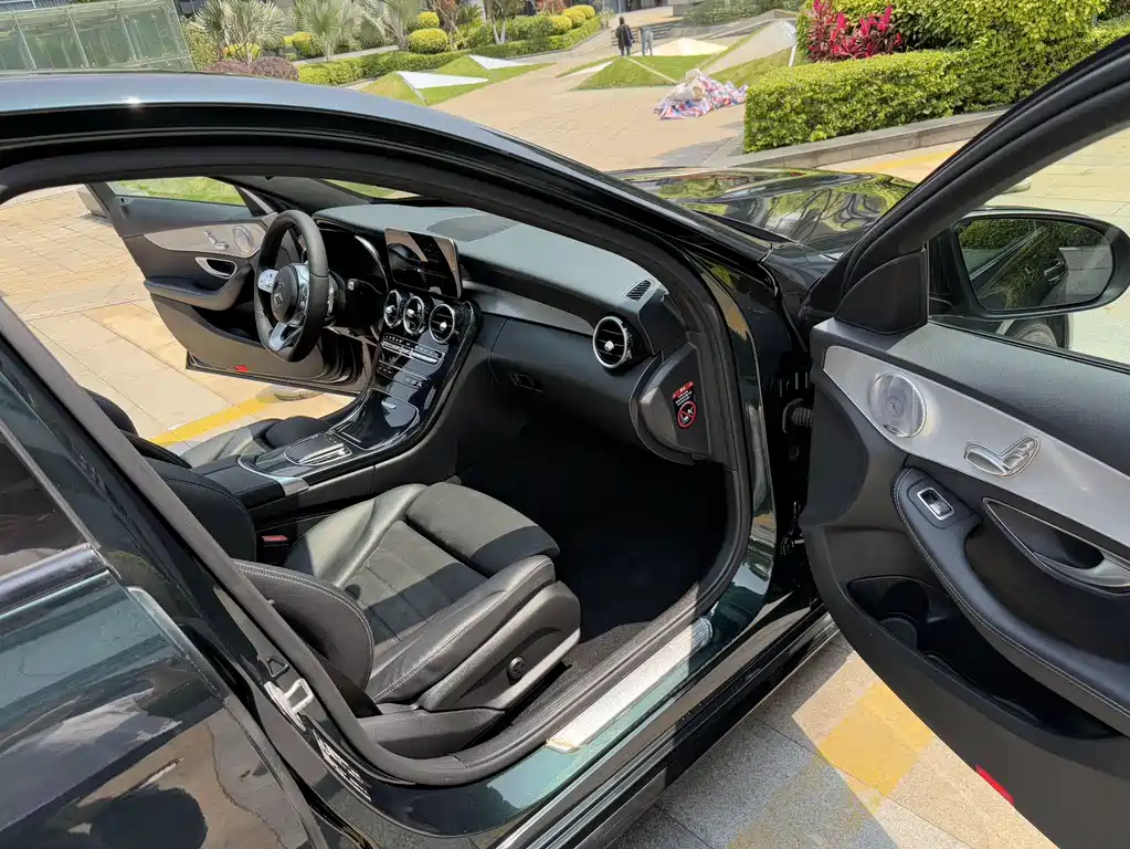 Mercedes-Benz C-Class 2020 — фото 7