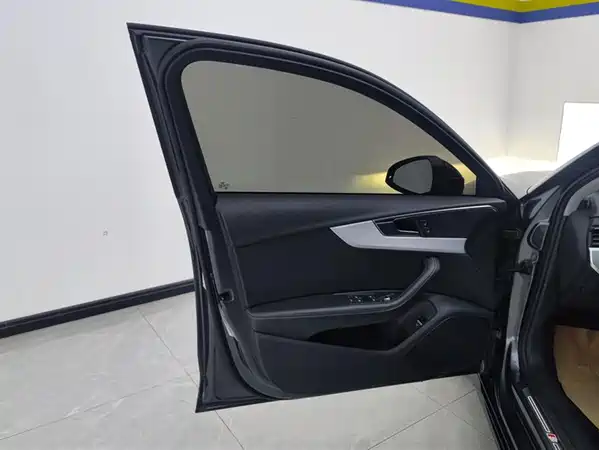 Audi A4L 2022
