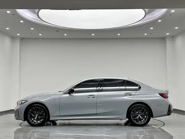BMW 3 Series 2025