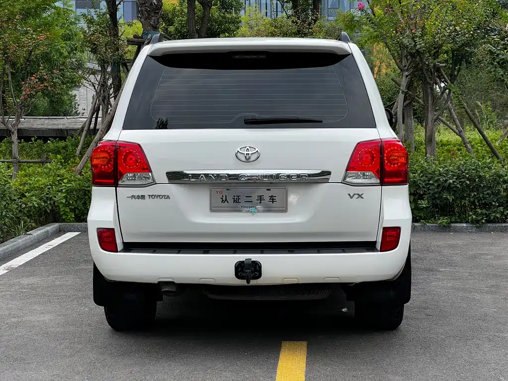 Toyota Land Cruiser 2012 — фото 11