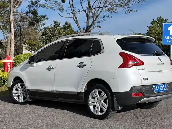 Peugeot 3008 2013