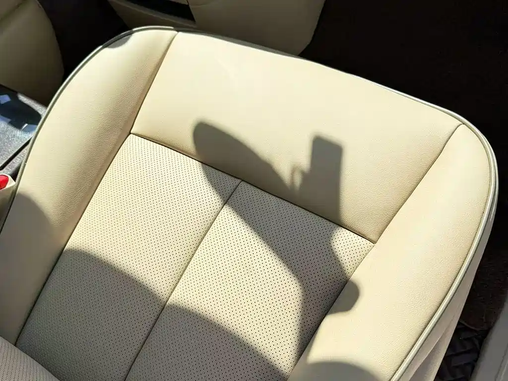 Nissan Quest 2012