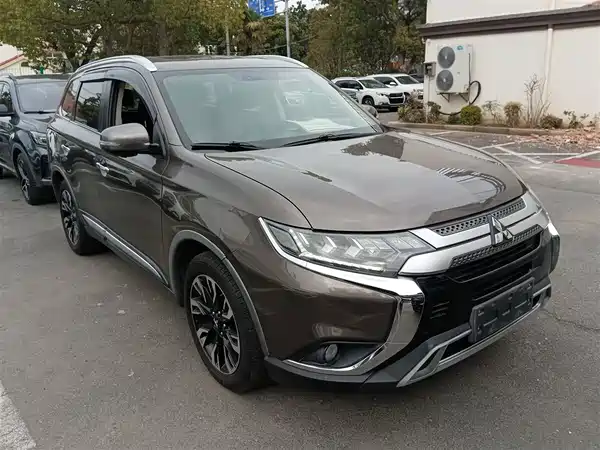 Mitsubishi Outlander 2019