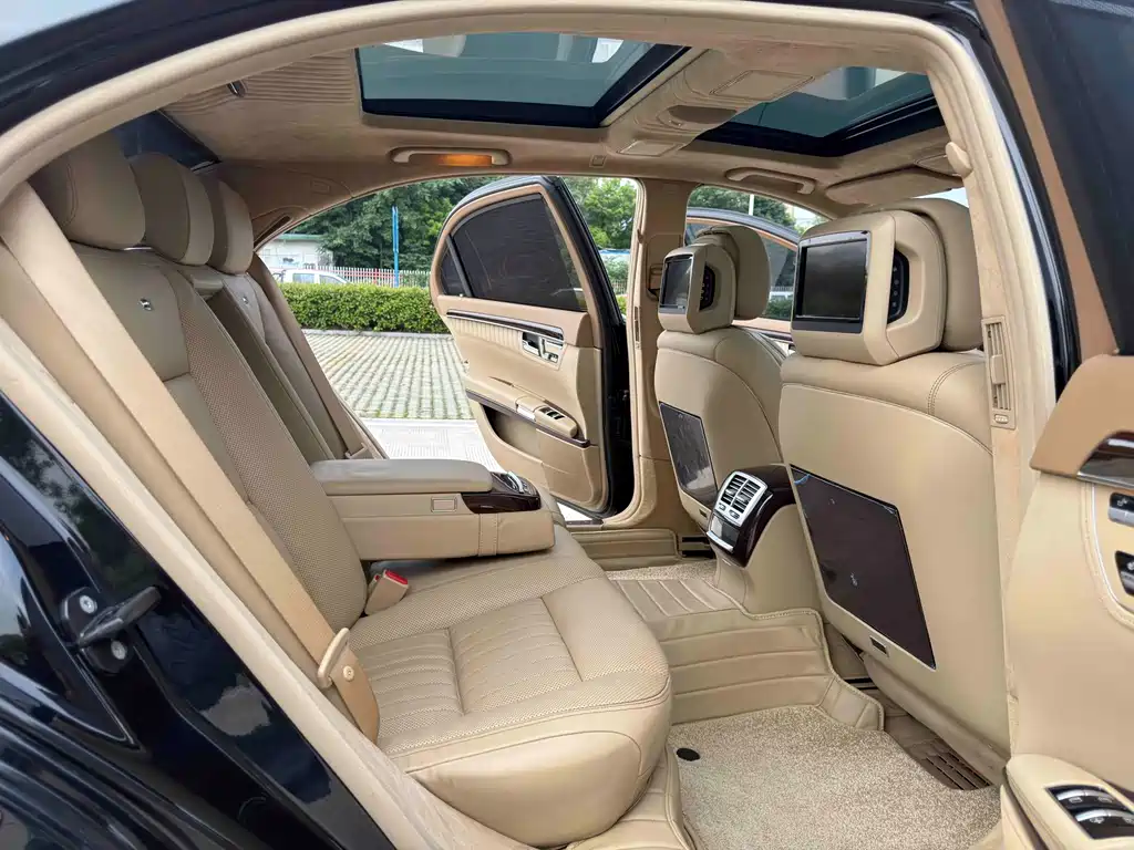 Mercedes-Benz S-Class 2011 — фото 10