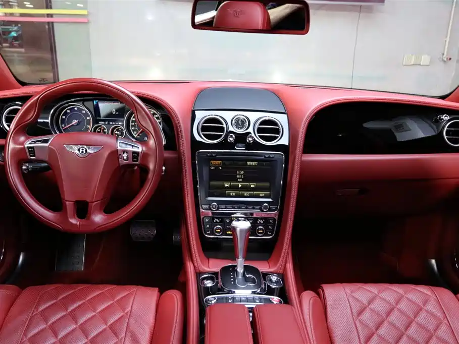 Bentley Flying Spur 2018 — фото 20