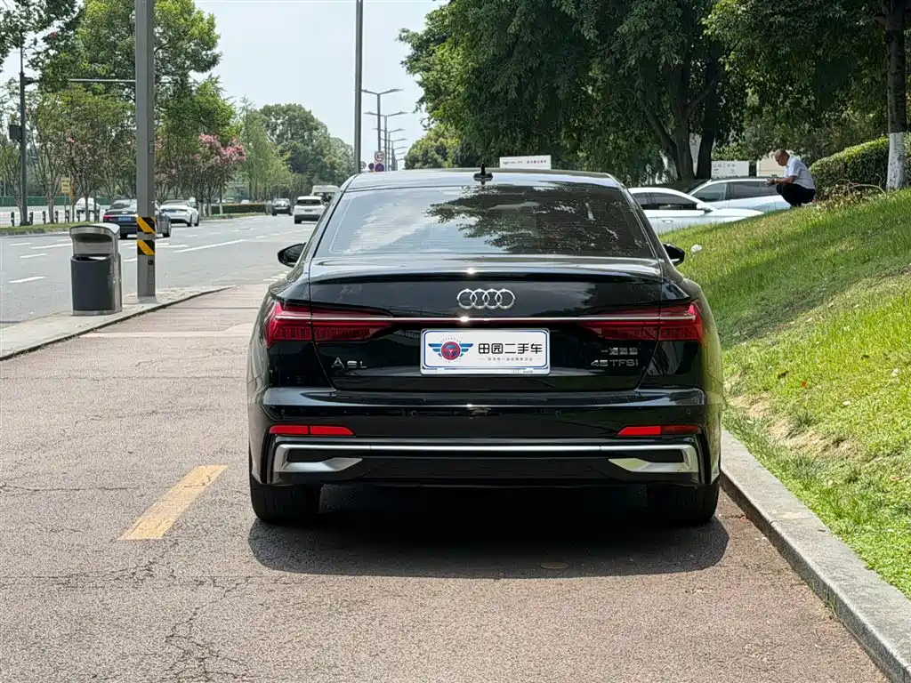 Audi A6L 2024