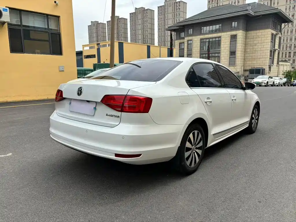 Volkswagen Sagitar 2019