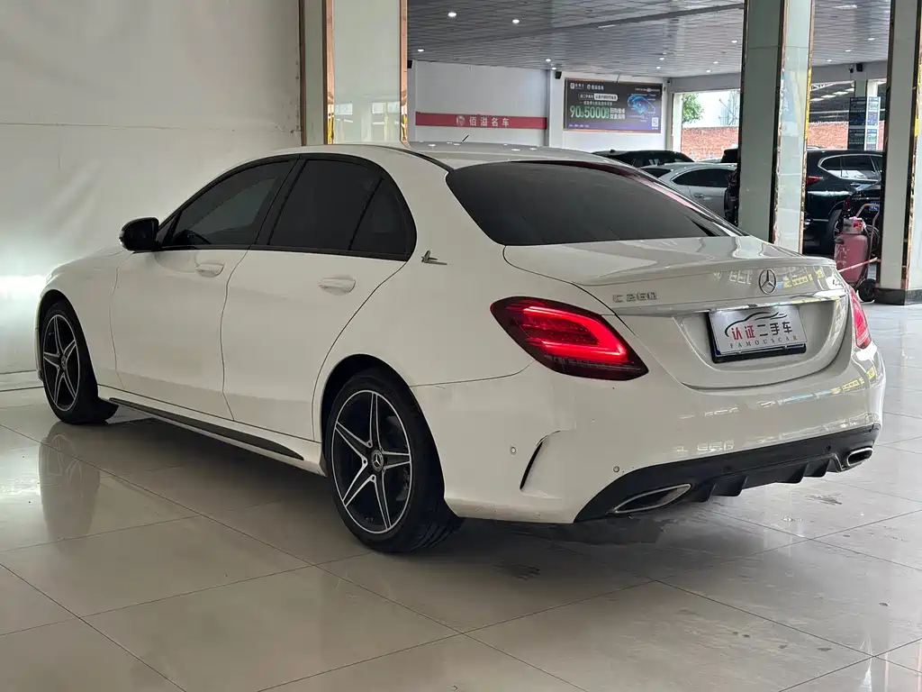 Mercedes-Benz C-Class 2020 — фото 18