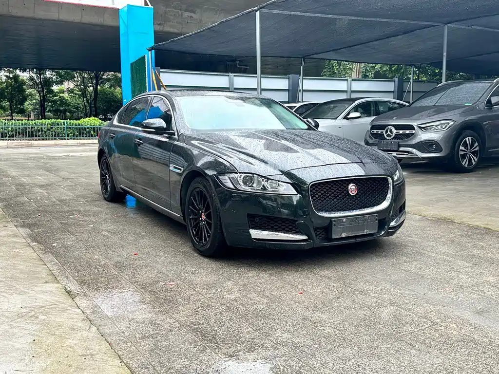 Jaguar XFL 2018