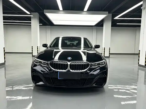BMW 3 Series 2021