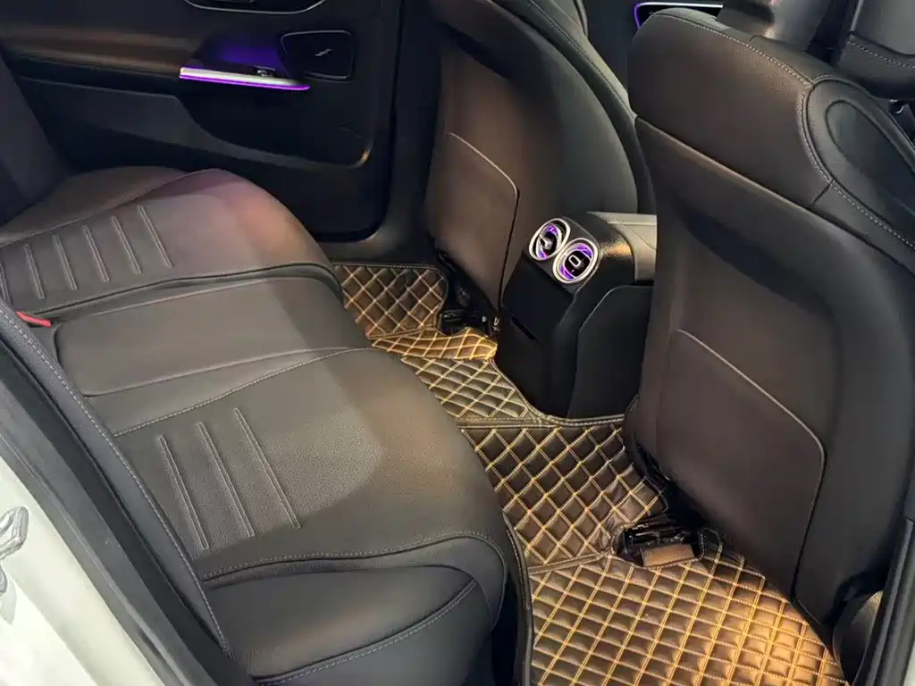 Mercedes-Benz C-Class 2022