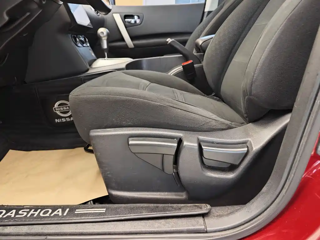 Nissan Qashqai 2015 — фото 10